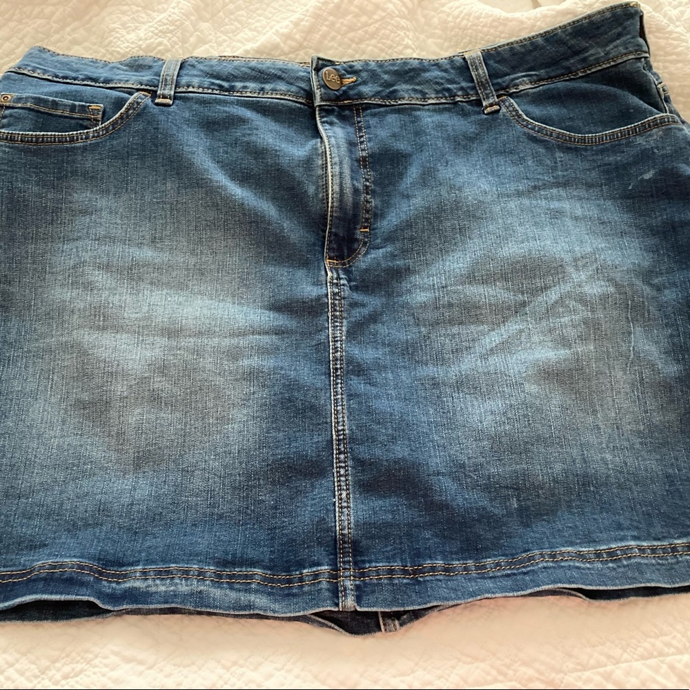 Lee plus size skort.  22W